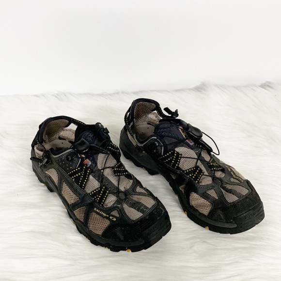salomon flip flops